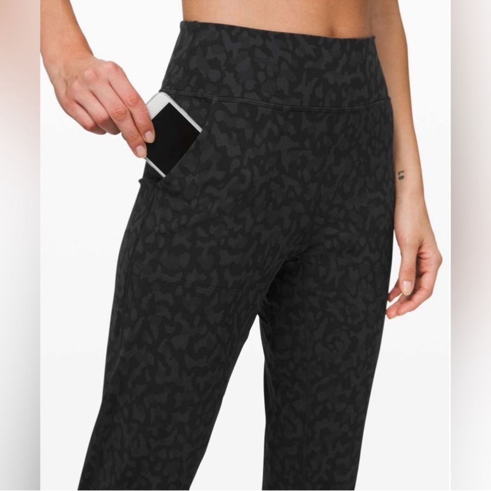 Lululemon Align Jogger Leopard Camo Print Size 6 - Picture 3 of 12